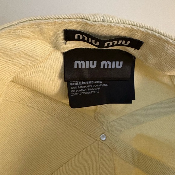Miumiu yellow cap - Picture 2 of 3